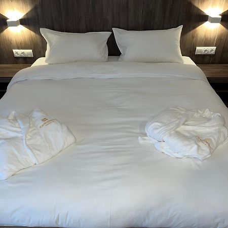 Resident Hotel Kaskelen Zewnętrze zdjęcie